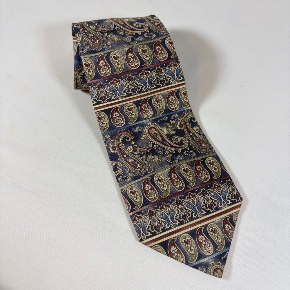 Van Heusen 417 Silk Paisley Tie Navy Blue Burgundy Floral Necktie Grandpacore